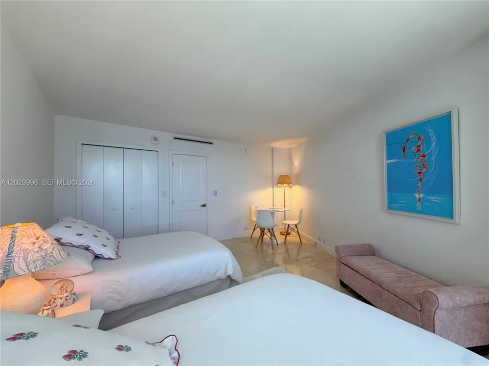 1111 Crandon Blvd #B1105 Key Biscayne, FL 33149
