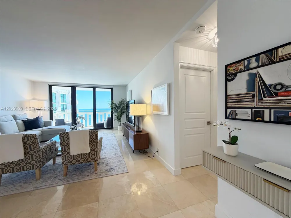 1111 Crandon Blvd #B1105 Key Biscayne, FL 33149