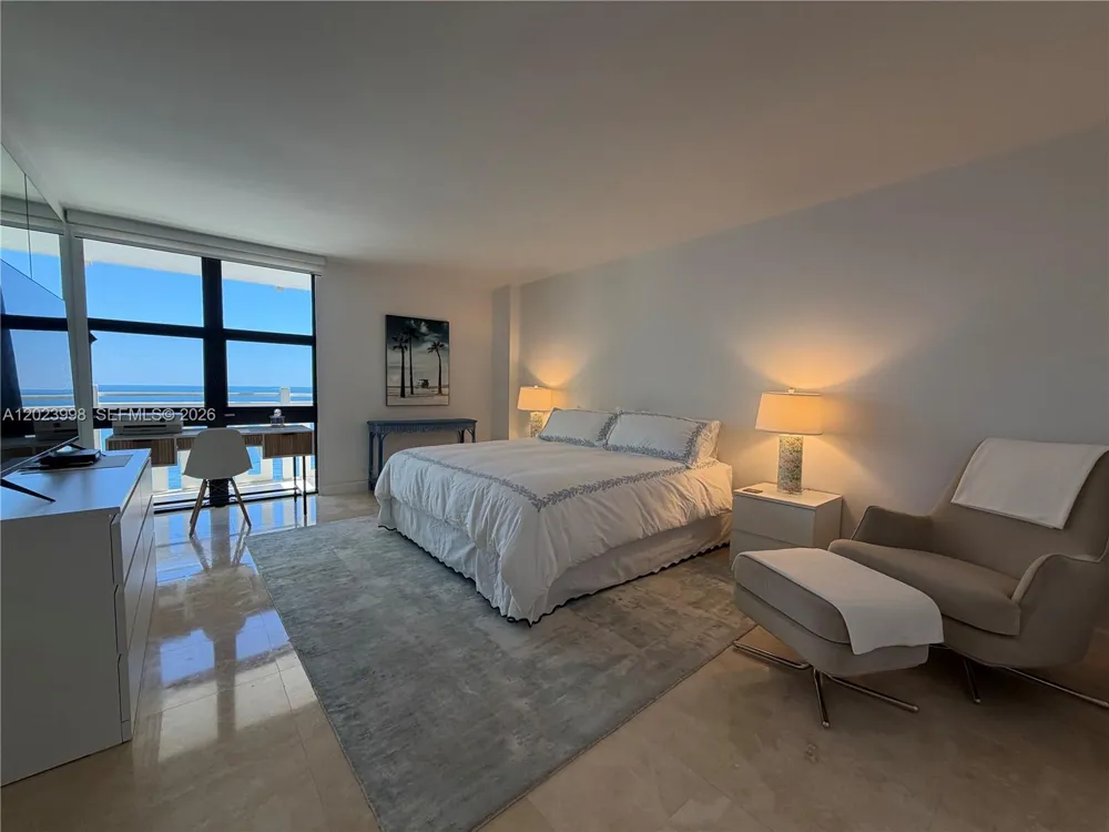 1111 Crandon Blvd #B1105 Key Biscayne, FL 33149