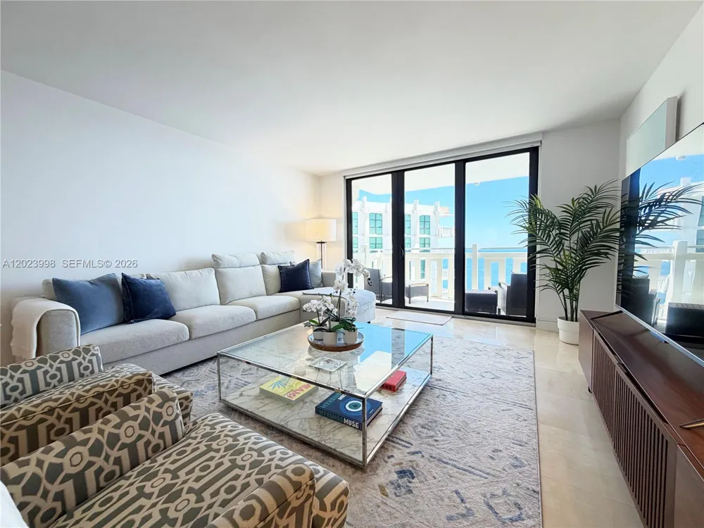 1111 Crandon Blvd #B1105 Key Biscayne, FL 33149