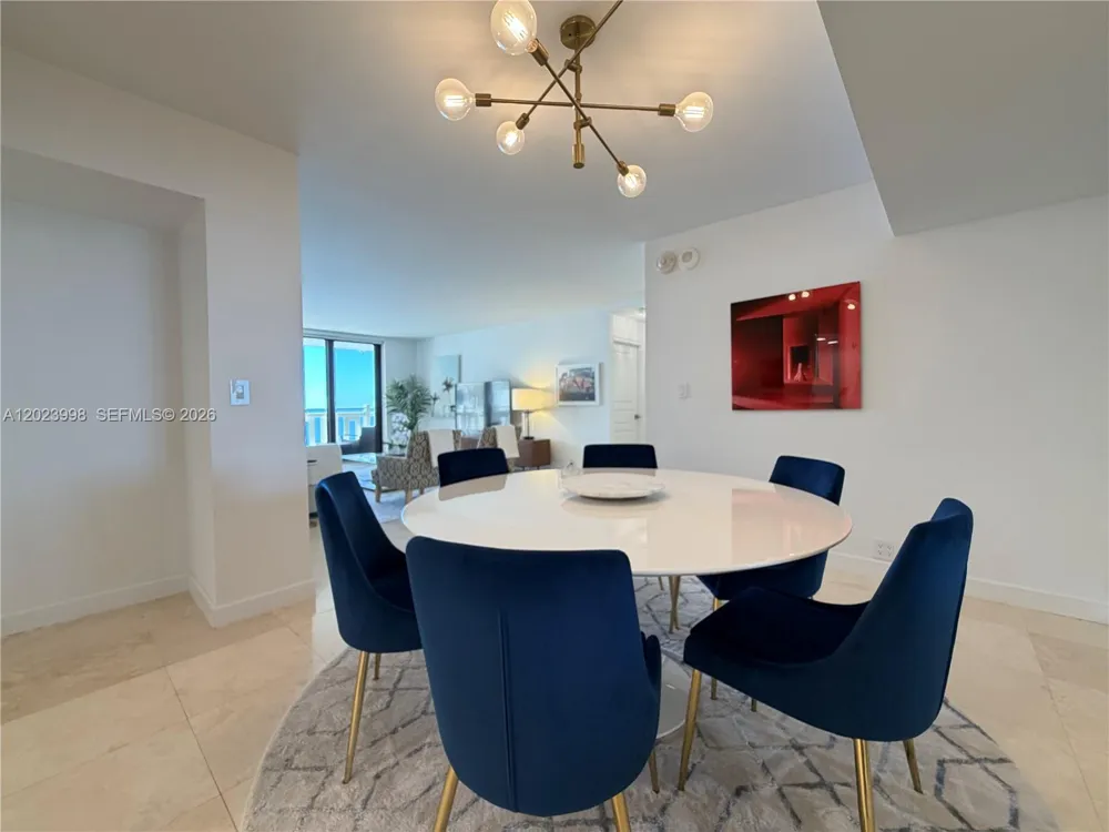 1111 Crandon Blvd #B1105 Key Biscayne, FL 33149