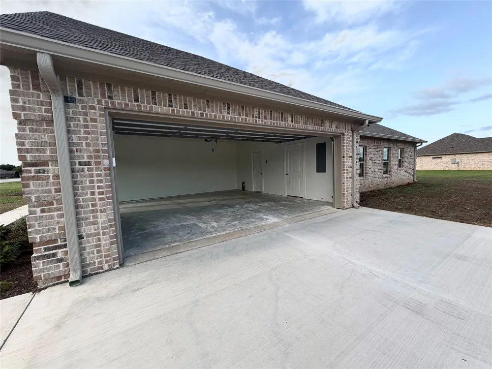 501 John Jr Drive Lindsay, TX 76250