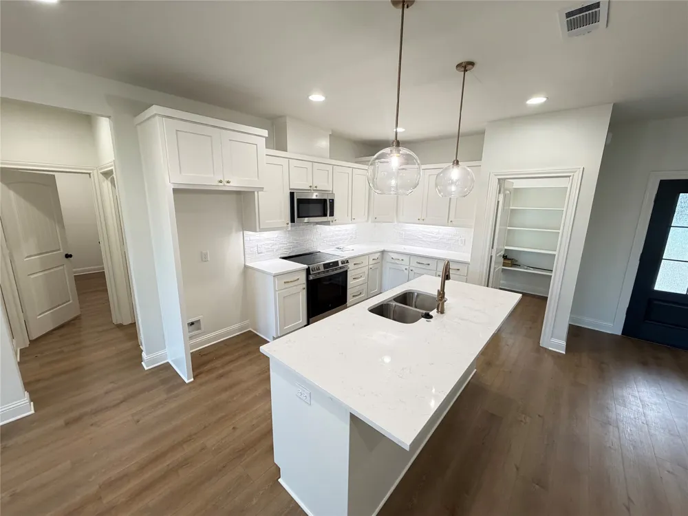 501 John Jr Drive Lindsay, TX 76250