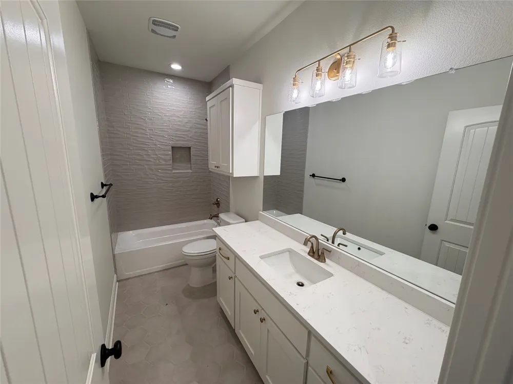 501 John Jr Drive Lindsay, TX 76250