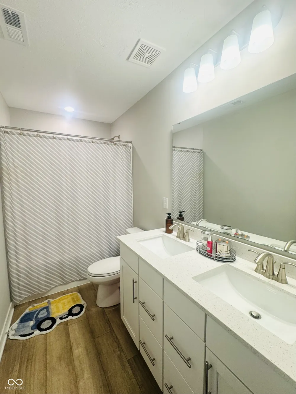 3704 Drummore Place Bargersville, IN 46106
