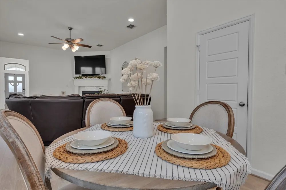 228 Palo Duro Bend Rhome, TX 76078