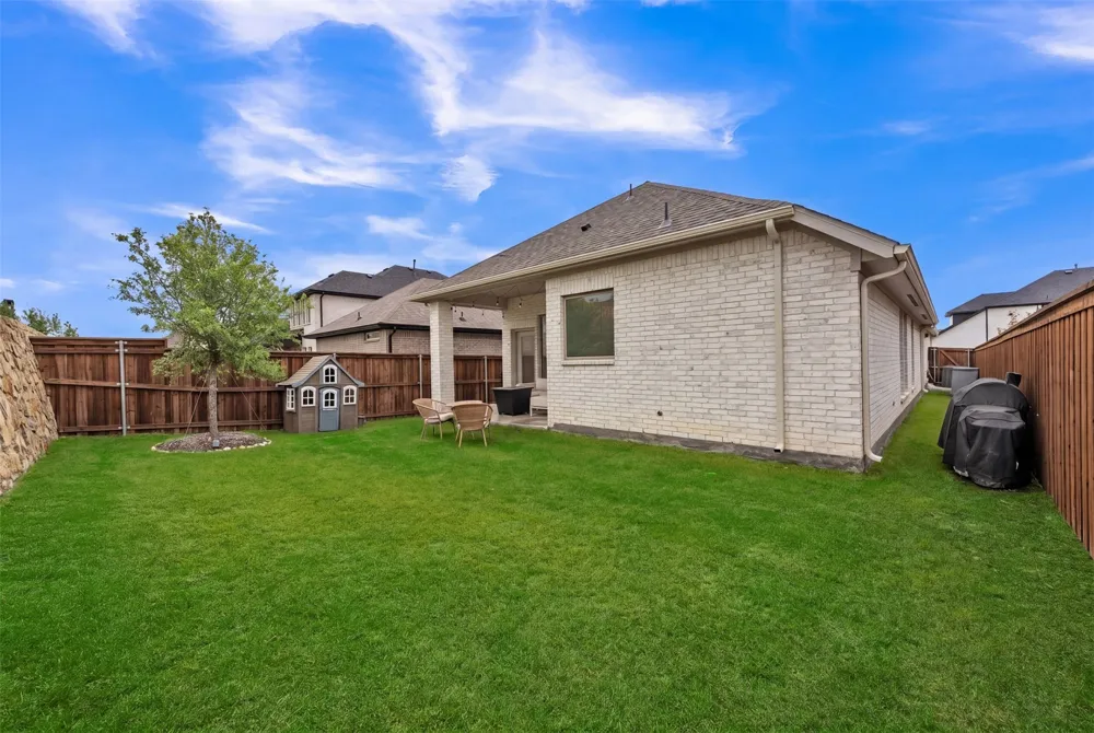 228 Palo Duro Bend Rhome, TX 76078