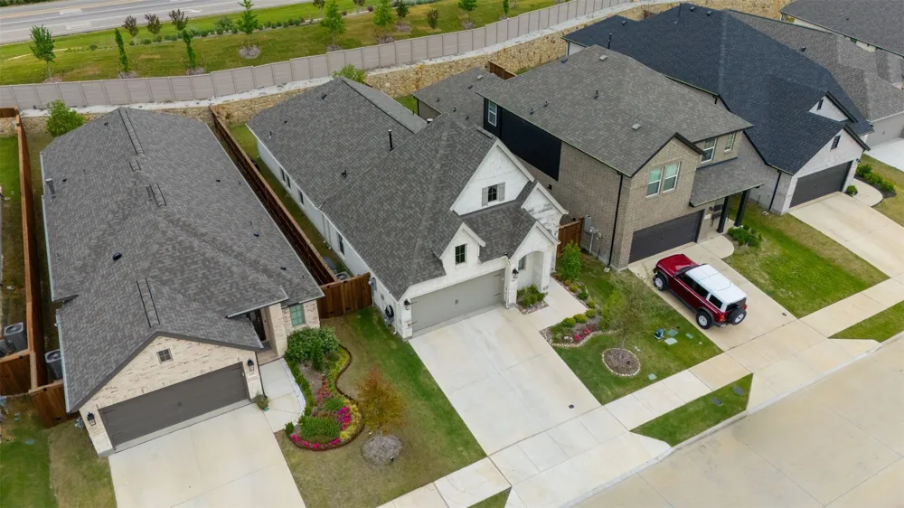 228 Palo Duro Bend Rhome, TX 76078