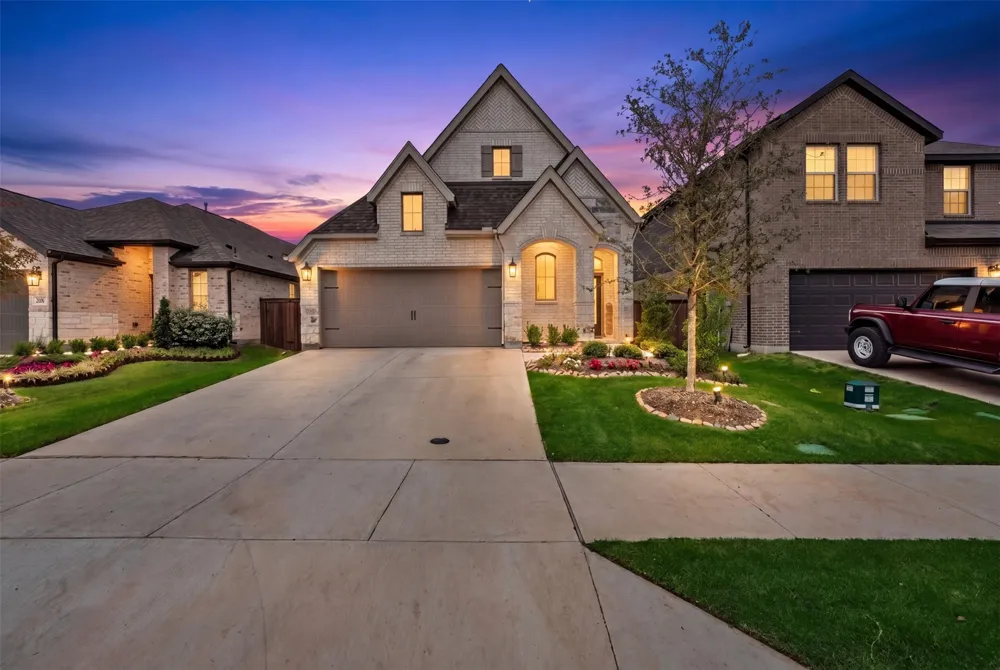 228 Palo Duro Bend Rhome, TX 76078
