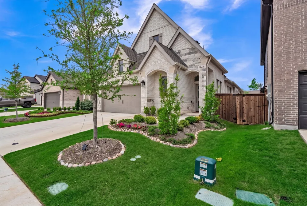 228 Palo Duro Bend Rhome, TX 76078