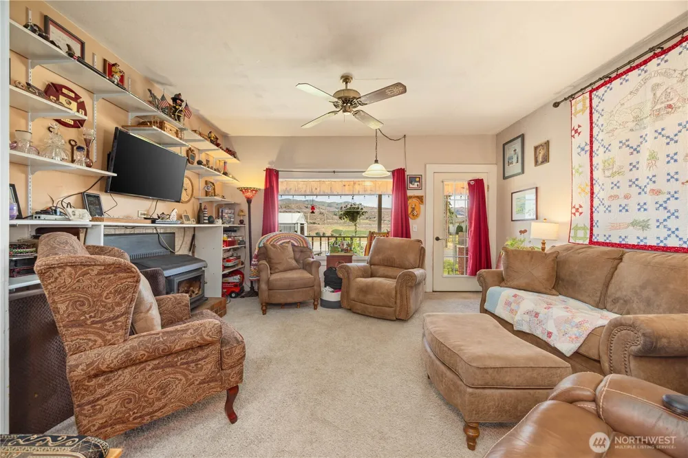1281 Totem Pole Road Manson, WA 98831