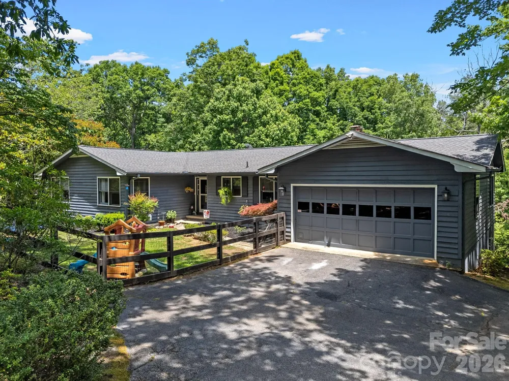707 Dogwood Trail Tryon, NC 28782