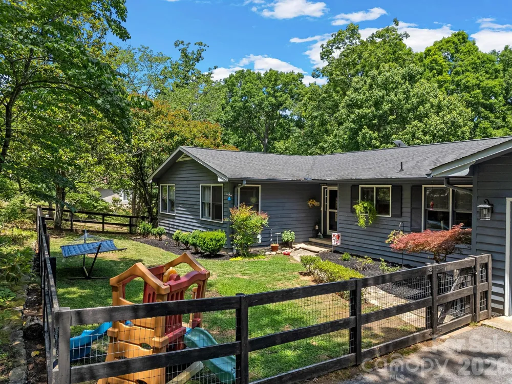707 Dogwood Trail Tryon, NC 28782
