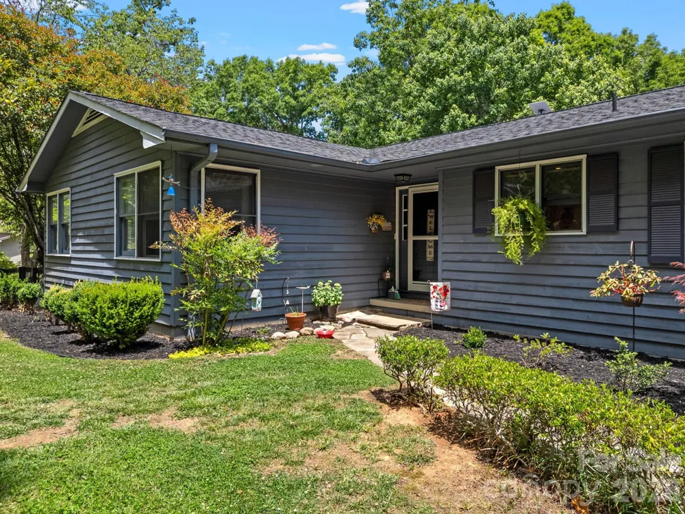 707 Dogwood Trail Tryon, NC 28782