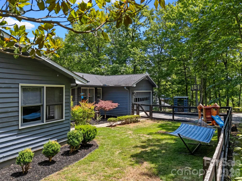 707 Dogwood Trail Tryon, NC 28782