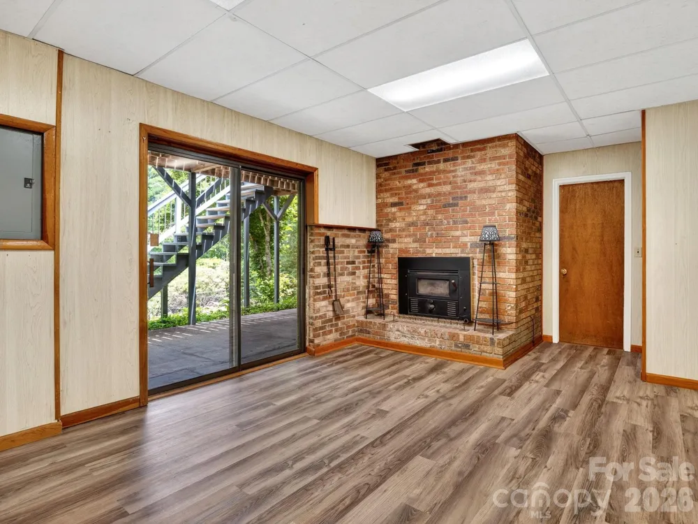 707 Dogwood Trail Tryon, NC 28782