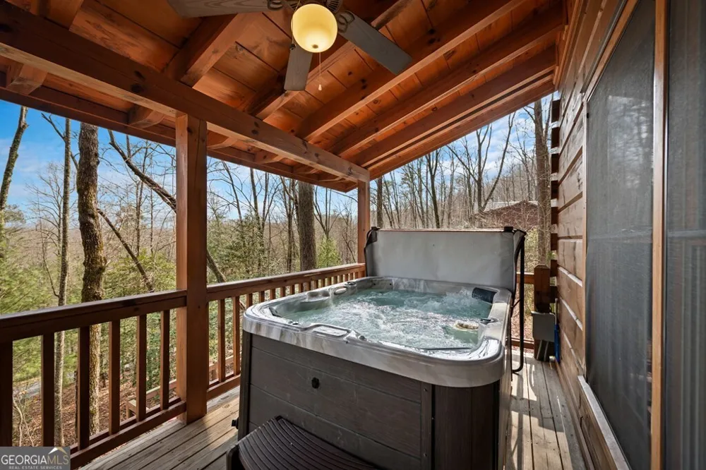 275 N Moreland DR Cherry Log, GA 30522