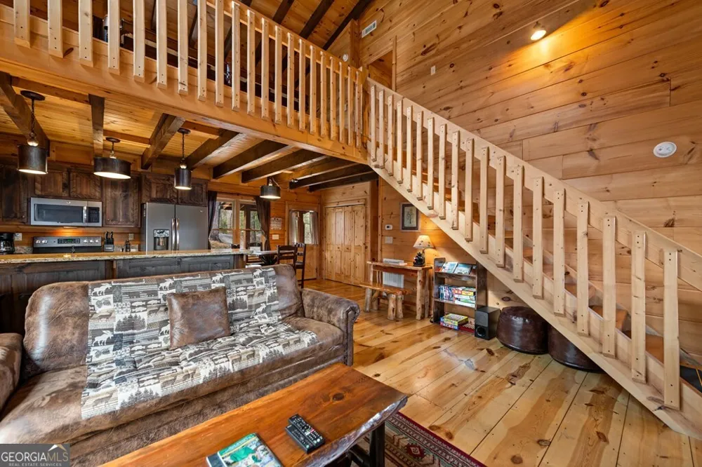 275 N Moreland DR Cherry Log, GA 30522