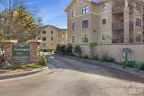 155 Gateway Drive #101
