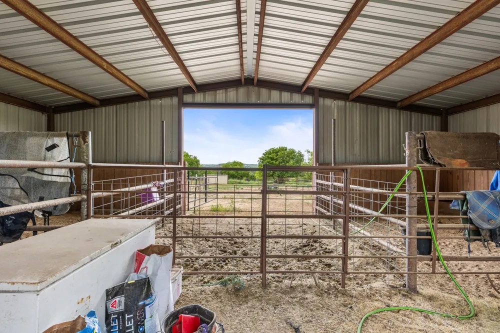 418 S Broadway Street Meridian, TX 76665