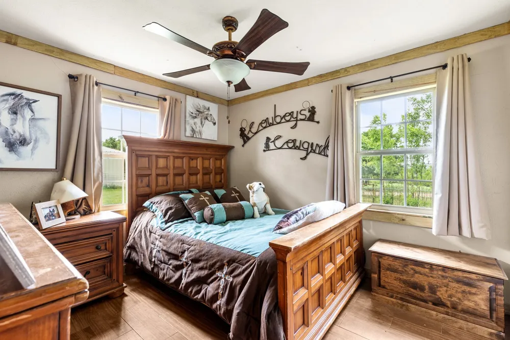 418 S Broadway Street Meridian, TX 76665