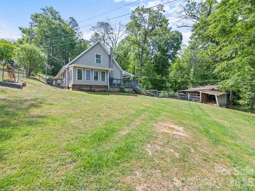 222 Thistle Ridge Clyde, NC 28721