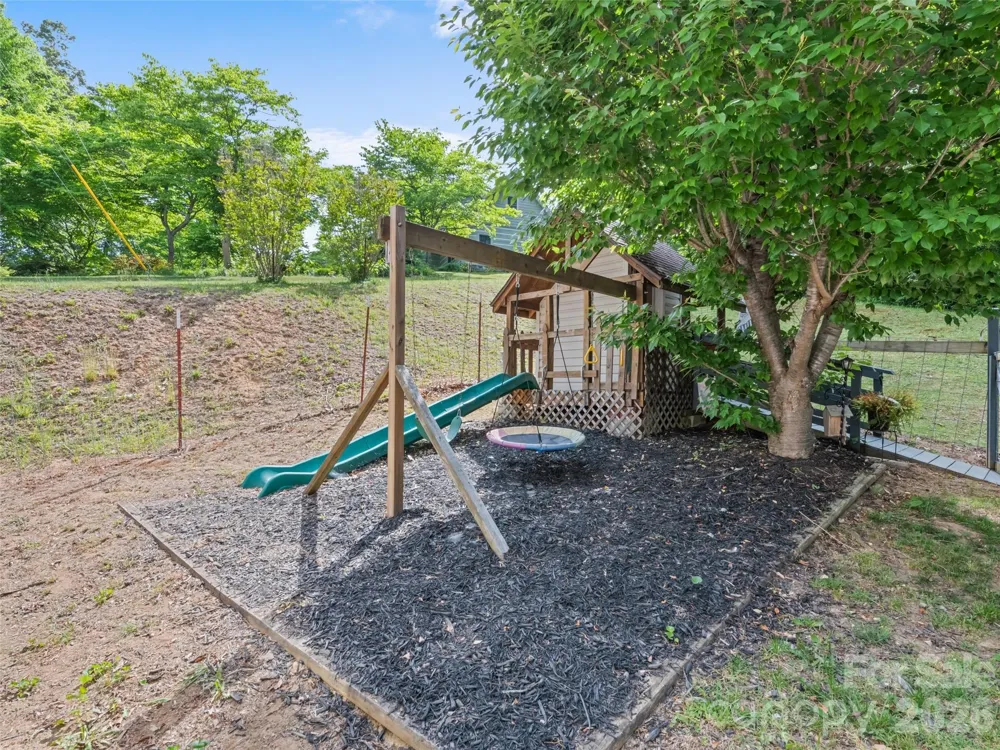 222 Thistle Ridge Clyde, NC 28721