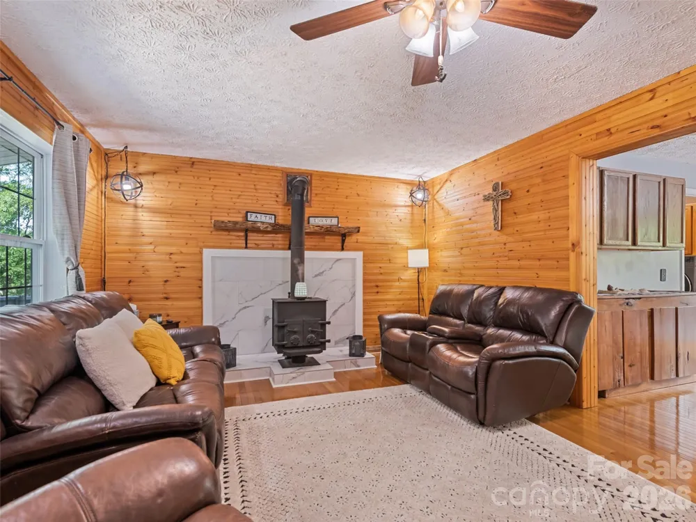 222 Thistle Ridge Clyde, NC 28721