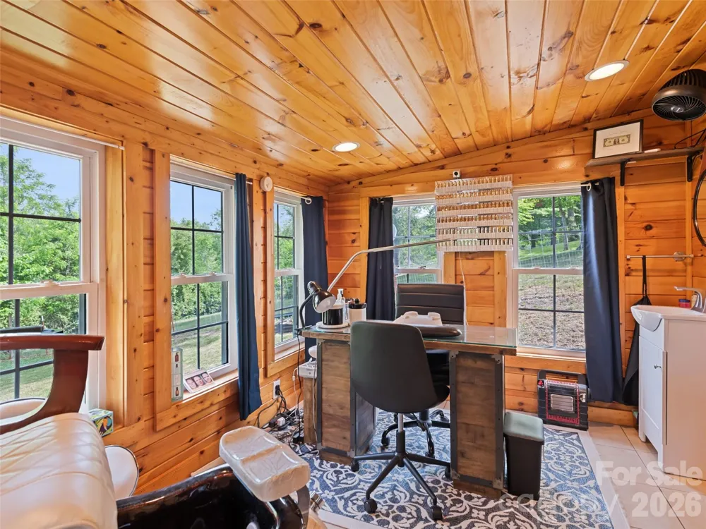 222 Thistle Ridge Clyde, NC 28721