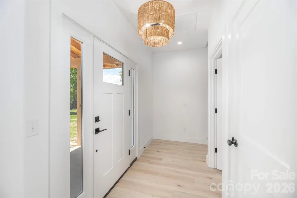 32 Oak Hill Road Candler, NC 28715