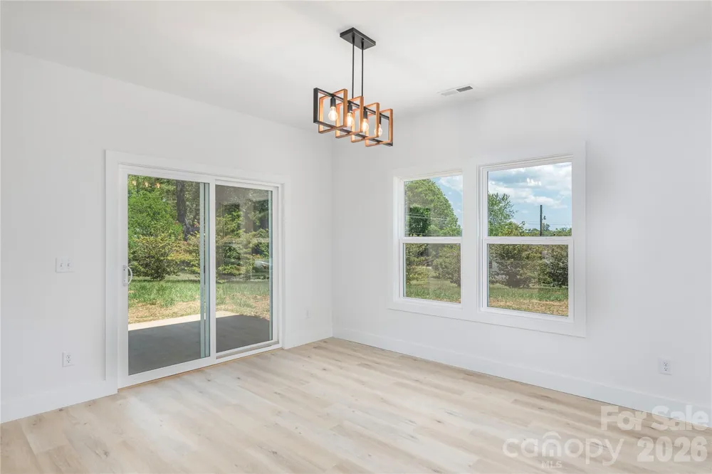 32 Oak Hill Road Candler, NC 28715
