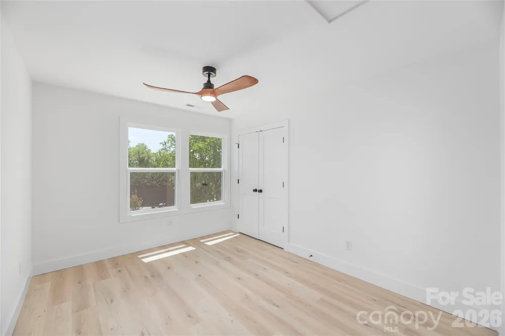 32 Oak Hill Road Candler, NC 28715