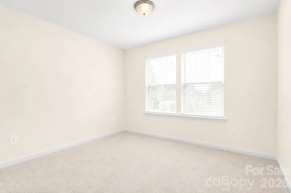 427 Inlet Place Drive Winston Salem, NC 27127