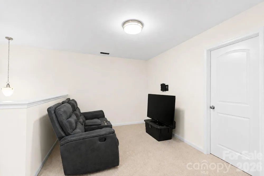 427 Inlet Place Drive Winston Salem, NC 27127