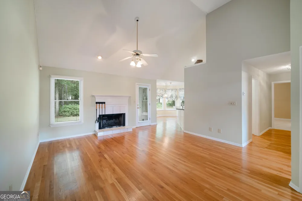 55 Beau Brook LN Sharpsburg, GA 30277