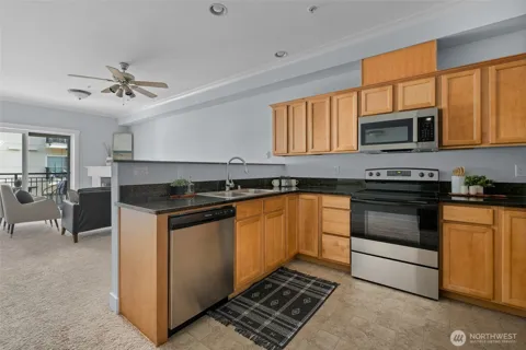 1015 Railroad Avenue #415