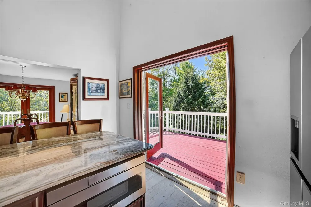 986 Cliff Avenue Yorktown Heights, NY 10598