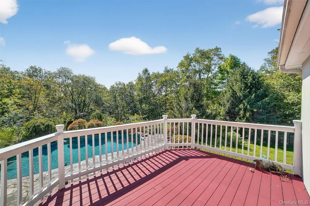986 Cliff Avenue Yorktown Heights, NY 10598
