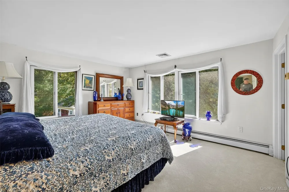 986 Cliff Avenue Yorktown Heights, NY 10598