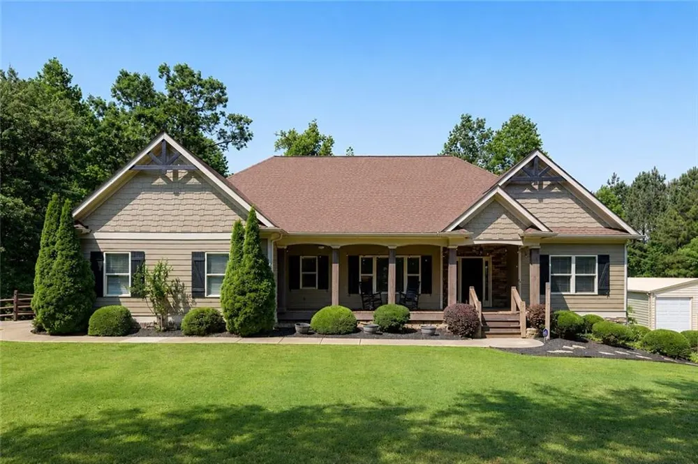 711 Upper Burris Road Canton, GA 30114