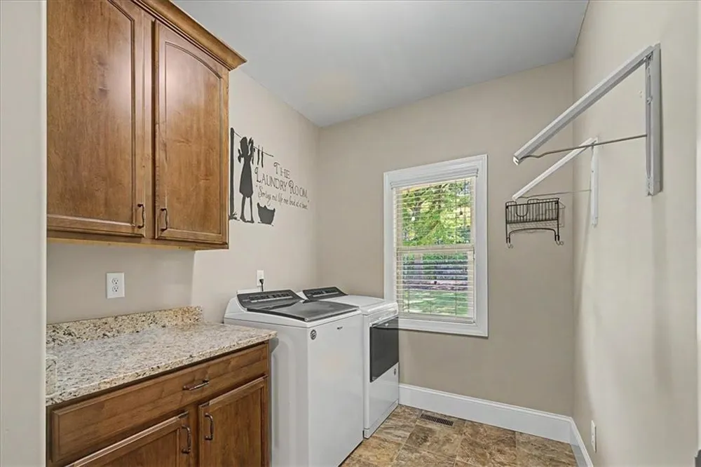 711 Upper Burris Road Canton, GA 30114