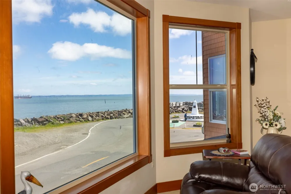 743 Neddie Rose Drive #207 Westport, WA 98595