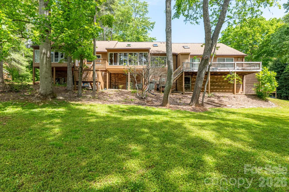 12 Pencross Circle Etowah, NC 28729