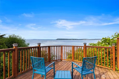 3231 Paradise Bay Road
