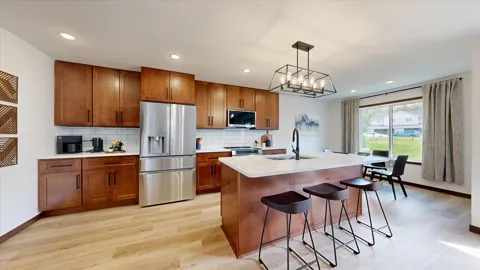 18020 Walnut Circle
