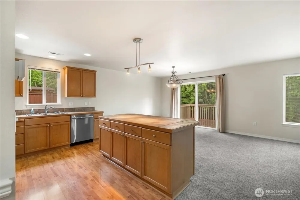 28406 34th Lane S Auburn, WA 98001