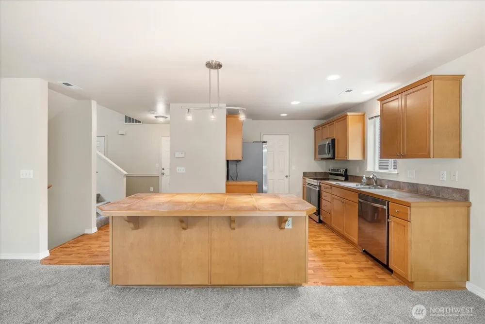 28406 34th Lane S Auburn, WA 98001