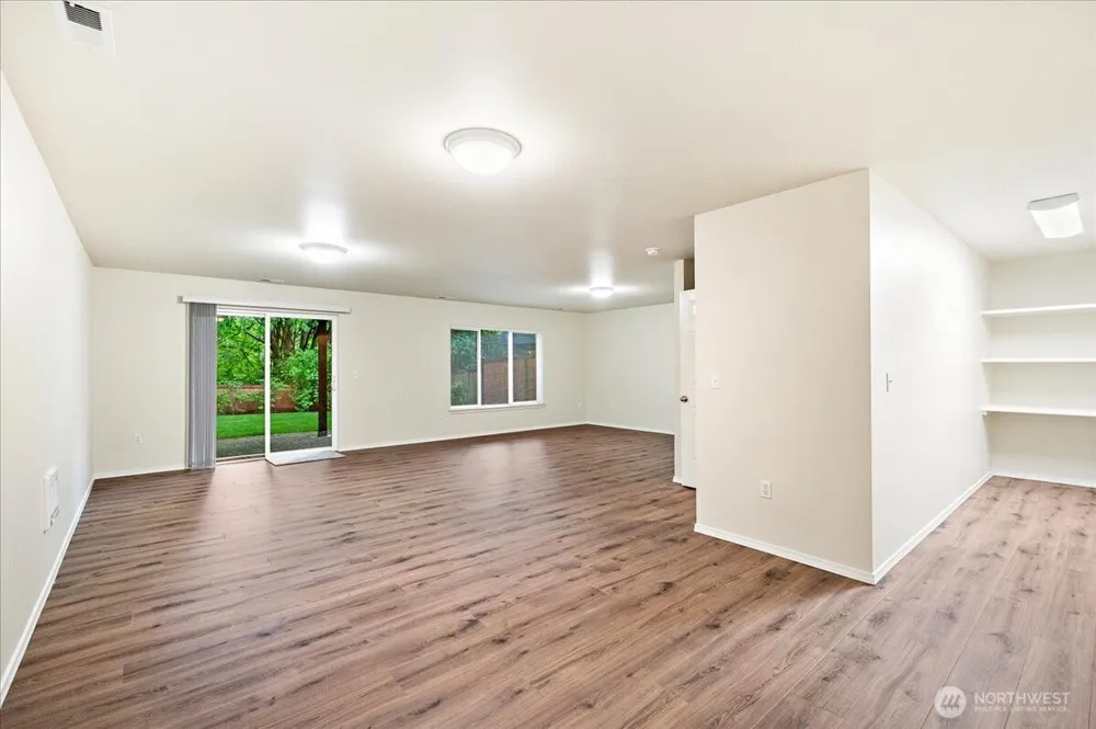 28406 34th Lane S Auburn, WA 98001