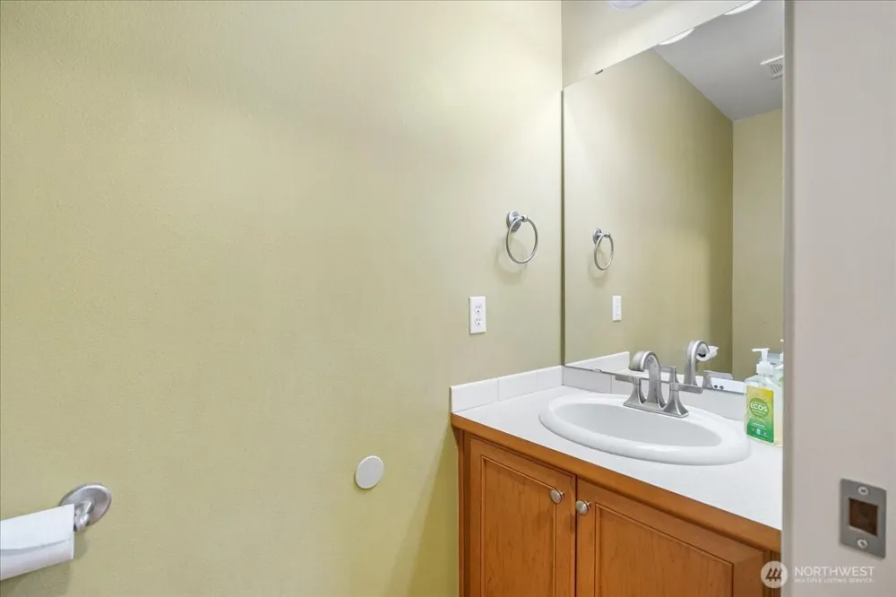 28406 34th Lane S Auburn, WA 98001