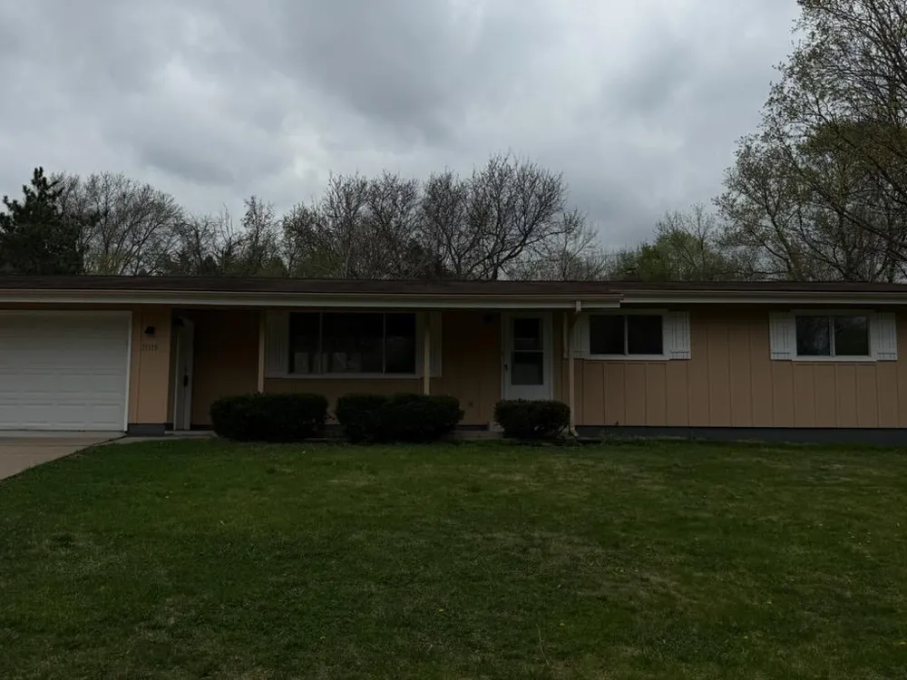 19115 Homestead Circle Eden Prairie, MN 55346